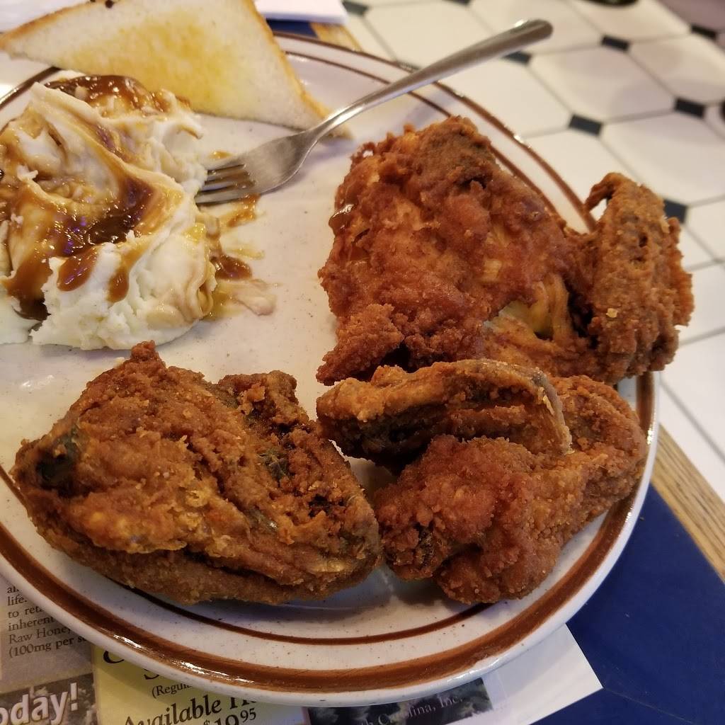 Brintles Homestyle Restaurant | restaurant | 125 Plaza Ln, Mt Airy, NC 27030, USA | 3363523167 OR +1 336-352-3167