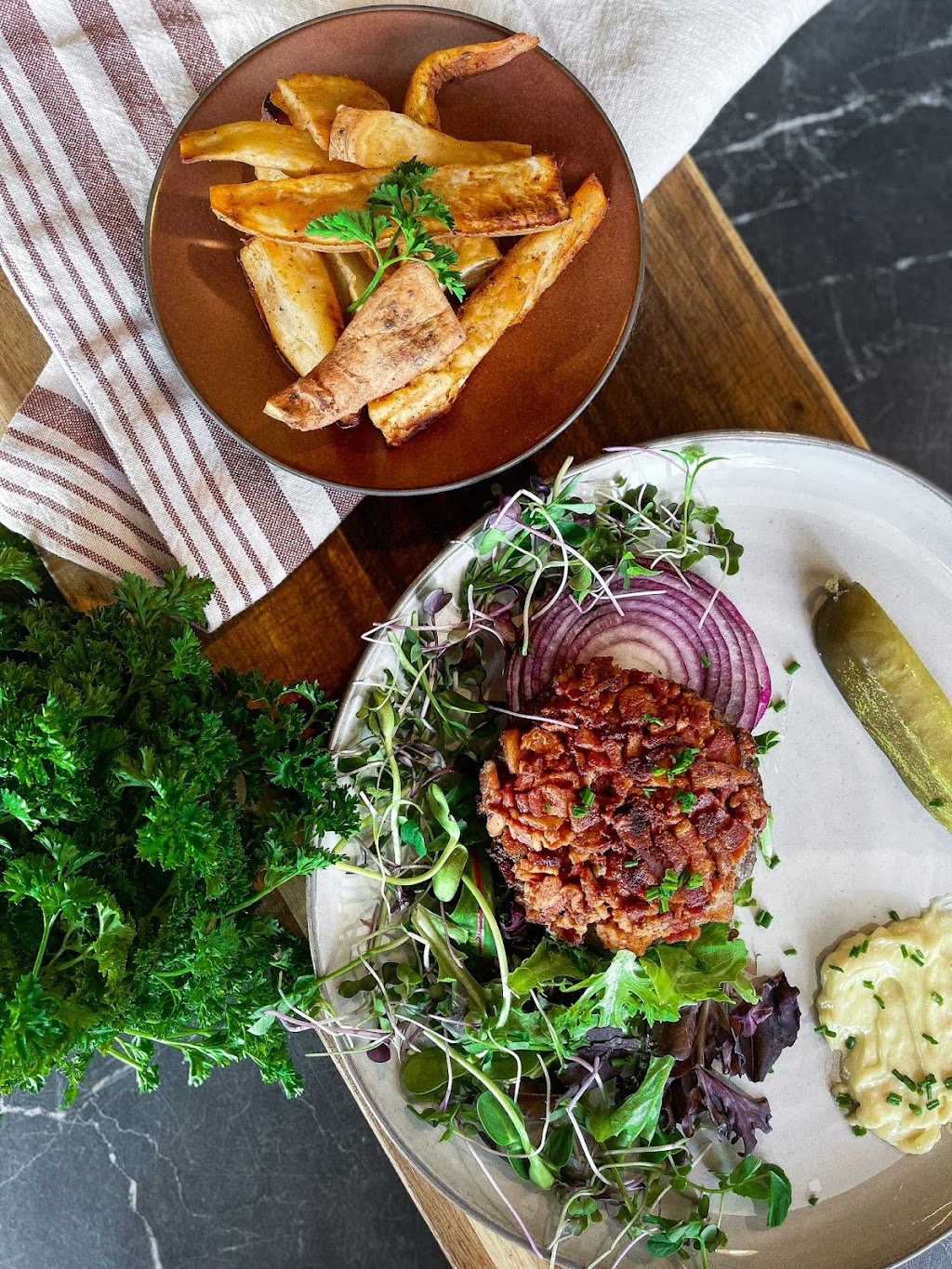 Rosemarys Farm To Fork | cafe | 127 N 1st St, Dixon, CA 95620, USA | 7076933200 OR +1 707-693-3200