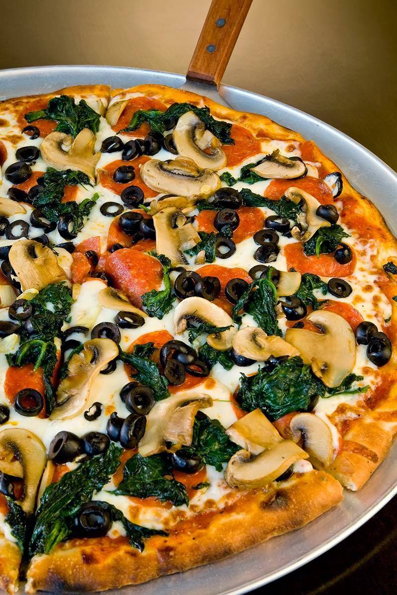 Chicago Fire Oven Restaurant | restaurant | 5440 N River Rd, Rosemont, IL 60018, USA | 8479283860 OR +1 847-928-3860