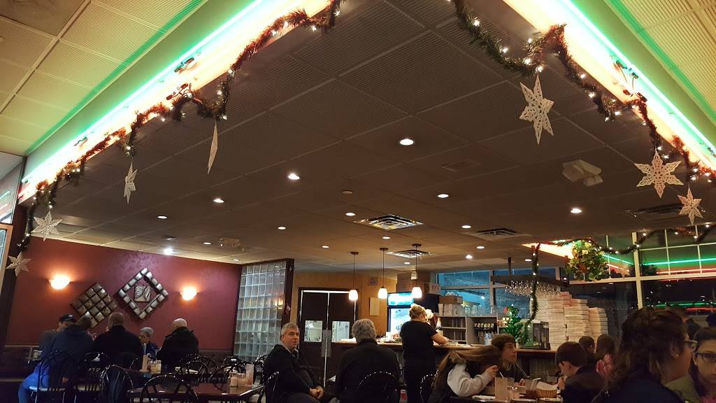 Steffanos Pizza Restaurant | restaurant | 525 Tunxis Hill Cut Off, Fairfield, CT 06825, USA | 2033341344 OR +1 203-334-1344