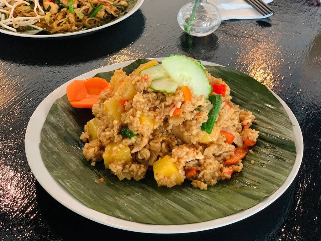 KRAVE Thai Restaurant | restaurant | 22250 Bulverde Rd Ste 118, San Antonio, TX 78259, USA | 2107573070 OR +1 210-757-3070