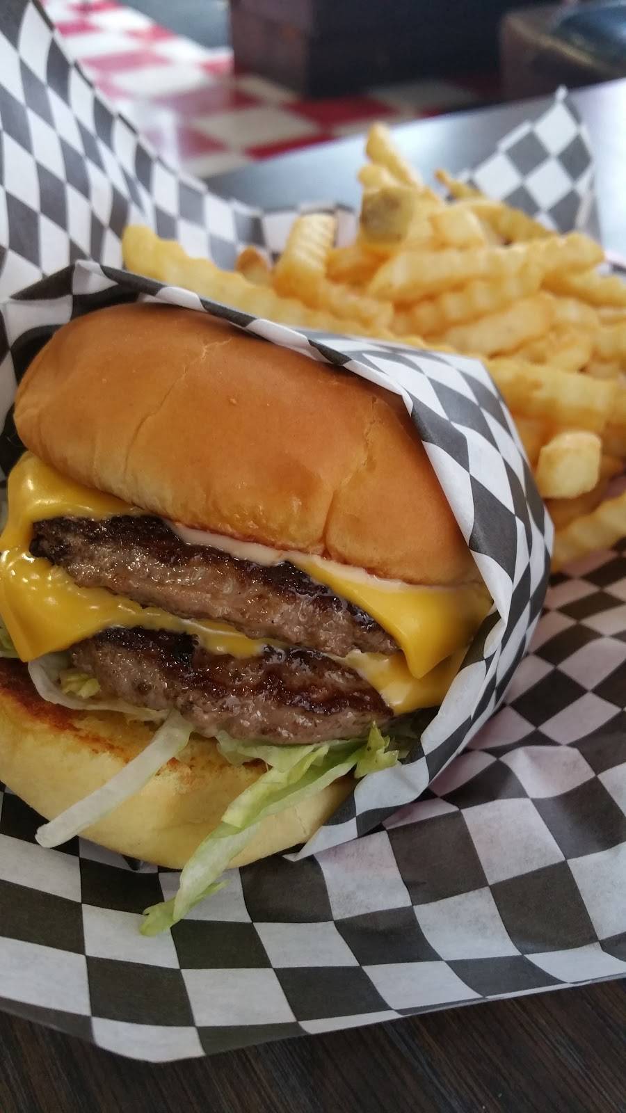 Snack Shack | restaurant | 4690 Franklin Blvd, Eugene, OR 97403, USA | 5417412111 OR +1 541-741-2111