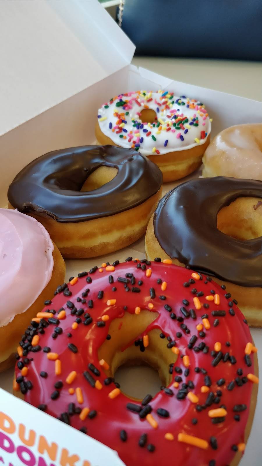 Dunkin Donuts | cafe | 6821 Eastern Ave, Bell Gardens, CA 90201, USA | 3237735280 OR +1 323-773-5280