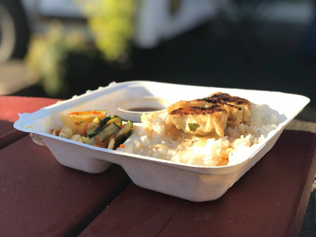 DeHomis | restaurant | 7136 N Lombard St, Portland, OR 97203, USA | 5035720425 OR +1 503-572-0425