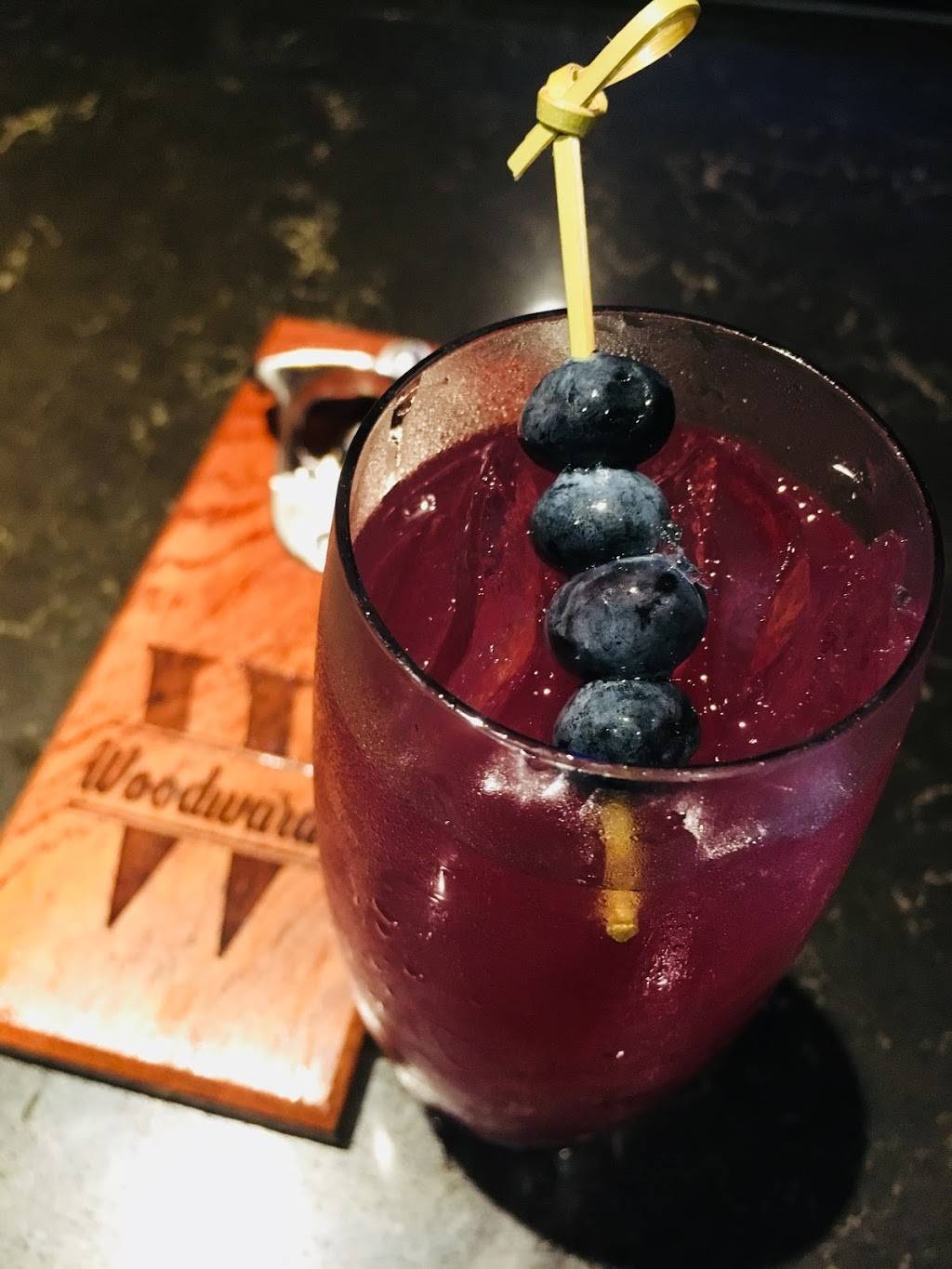 Woodwards | night club | 3600 Centerpoint Pkwy, Pontiac, MI 48341, USA | 2486486060 OR +1 248-648-6060