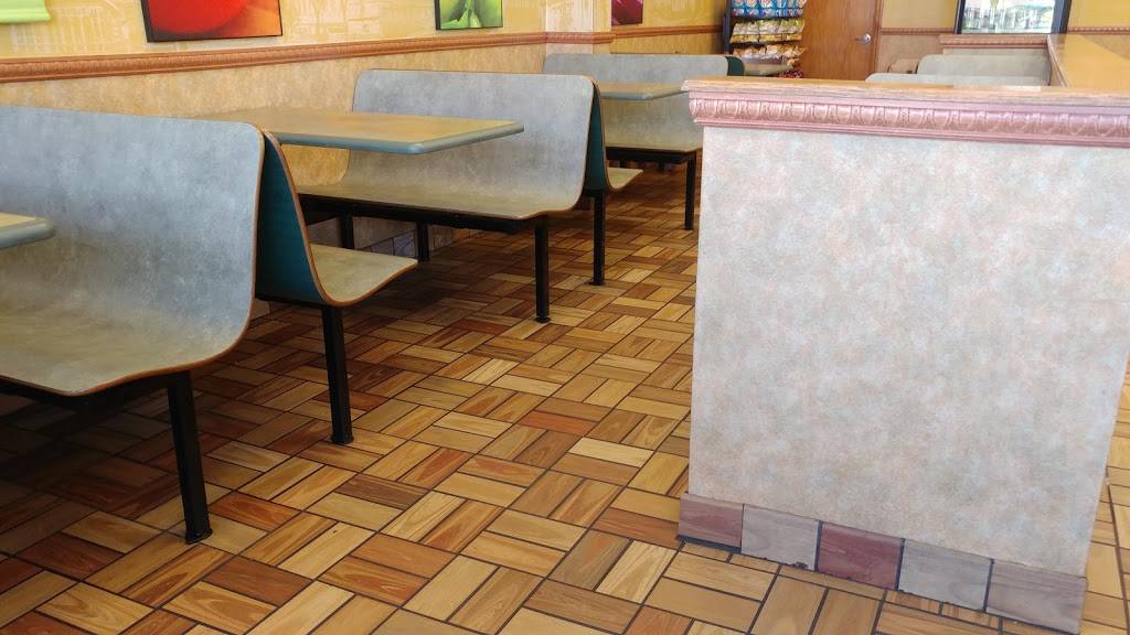 Subway | restaurant | 801 Wyoming Ave, Pittston, PA 18643, USA | 5706547783 OR +1 570-654-7783