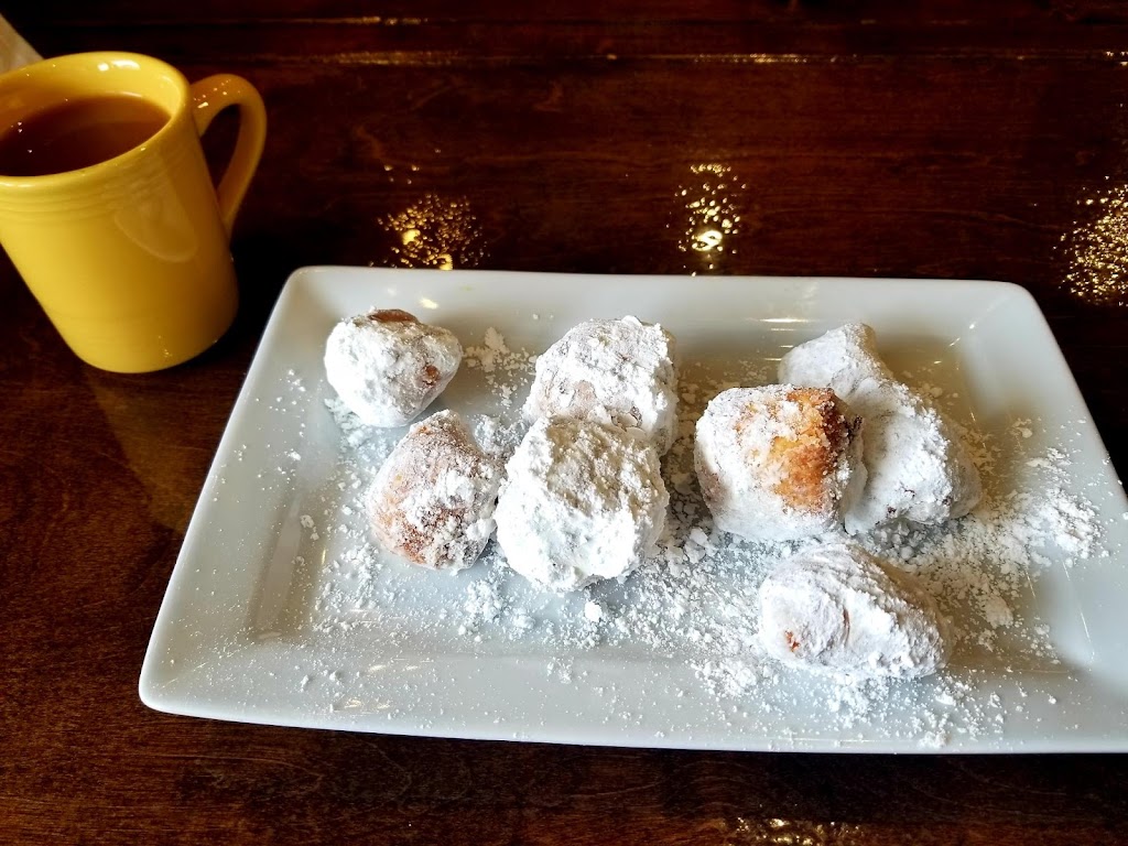 Chirps | restaurant | 348 Gulf Breeze Pkwy, Gulf Breeze, FL 32561, USA | 8505654707 OR +1 850-565-4707