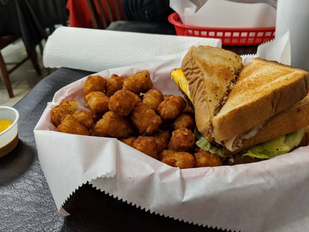 The Deli | restaurant | 2801 Wilma Rudolph Blvd, Clarksville, TN 37040, USA | 9315720720 OR +1 931-572-0720