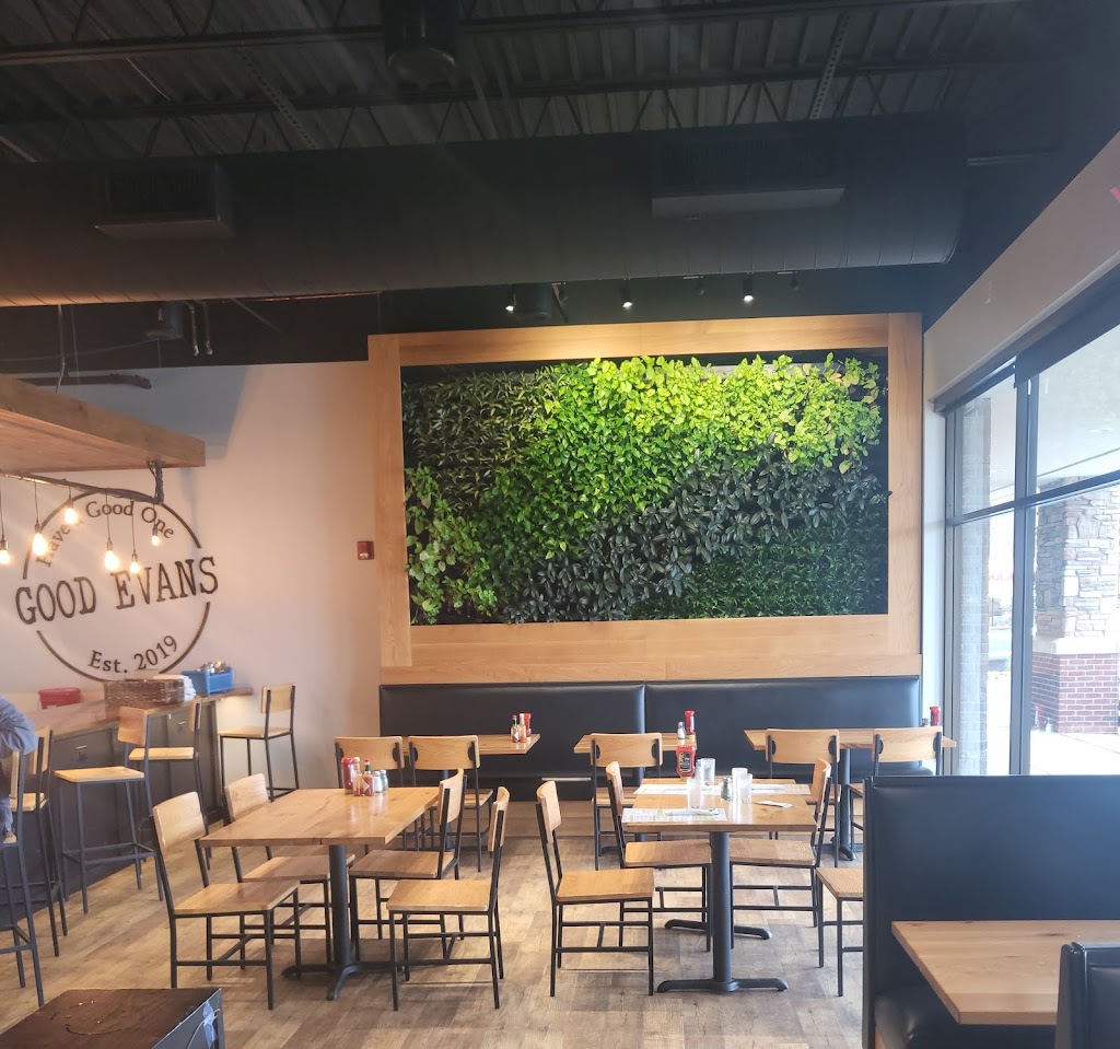 Good Evans Breakfast & Lunch | restaurant | 1040 S 74th Plaza, Omaha, NE 68114, USA | 4029997398 OR +1 402-999-7398