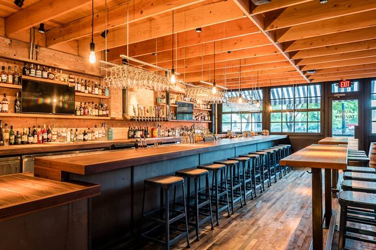 Laurel Tavern Dallas | restaurant | 7439, 1920 Greenville Avenue, Dallas, TX 75206, USA | 4693990613 OR +1 469-399-0613