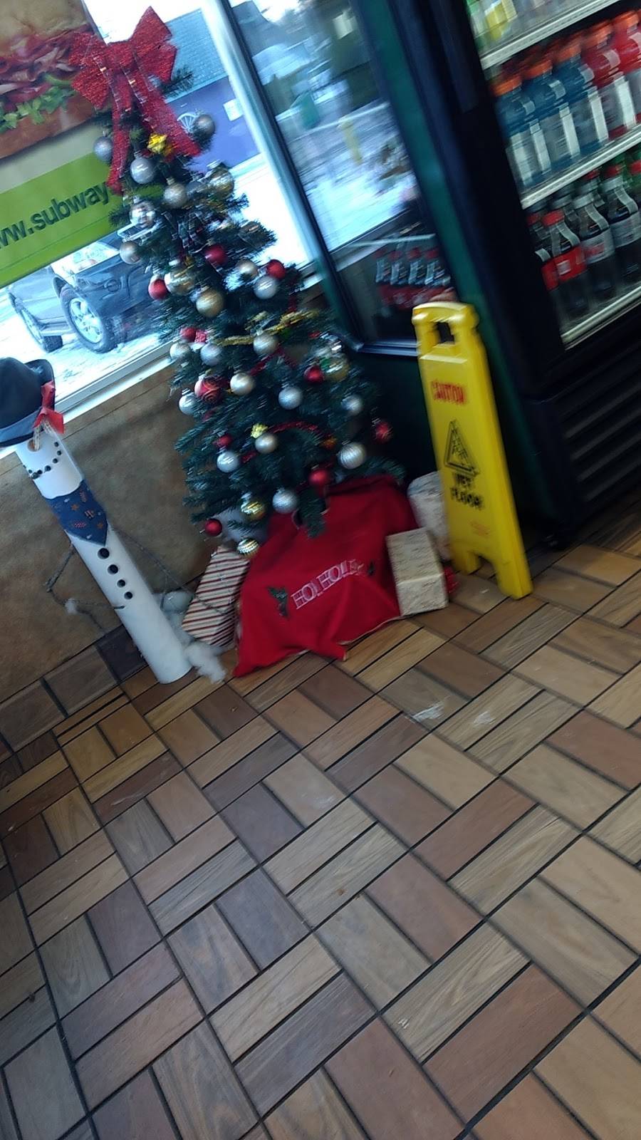 Subway Restaurants | restaurant | 323 S Oak St, Fortville, IN 46040, USA | 3174854177 OR +1 317-485-4177