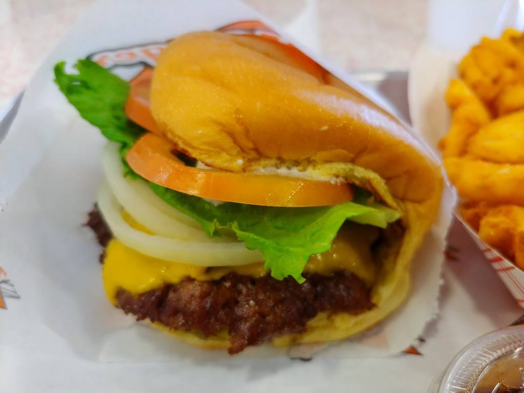 WUBurger | restaurant | 880 Main St, Woburn, MA 01801, USA | 7812810277 OR +1 781-281-0277