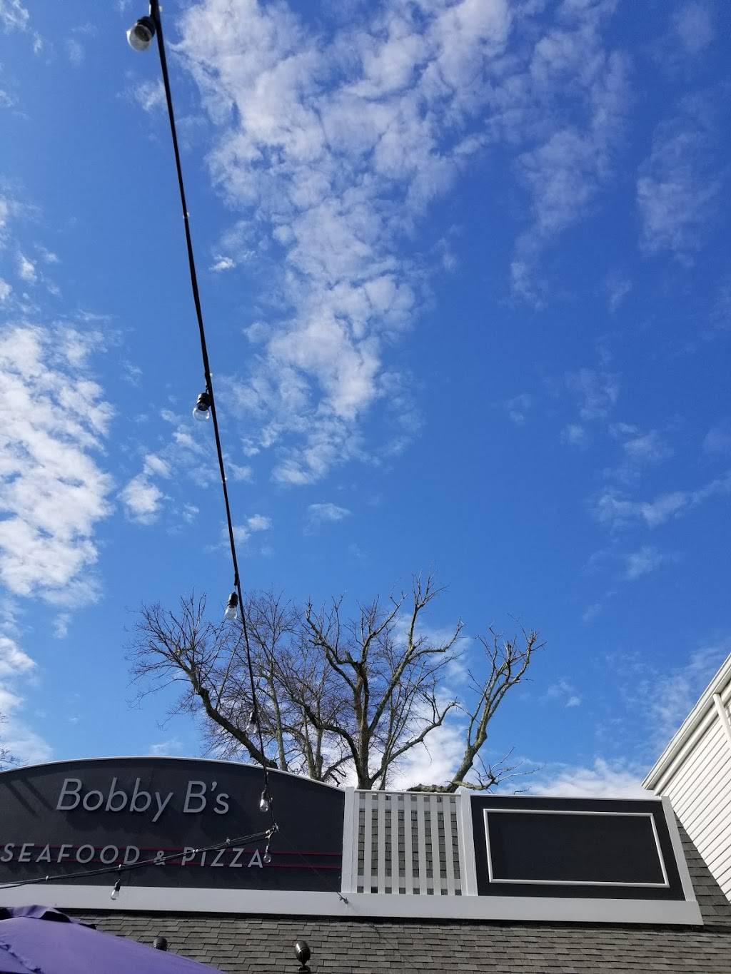 Bobby Bs Seafood and Pizza | restaurant | 22 Main St, Vineyard Haven, MA 02568, USA | 5086938266 OR +1 508-693-8266