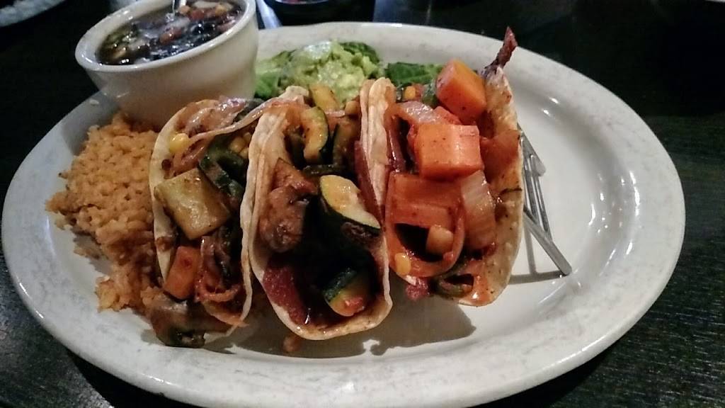 Cristinas Fine Mexican Restaurant | restaurant | Vista Ridge Plaza, 360 E Round Grove Rd #800, Lewisville, TX 75067, USA | 9723153126 OR +1 972-315-3126