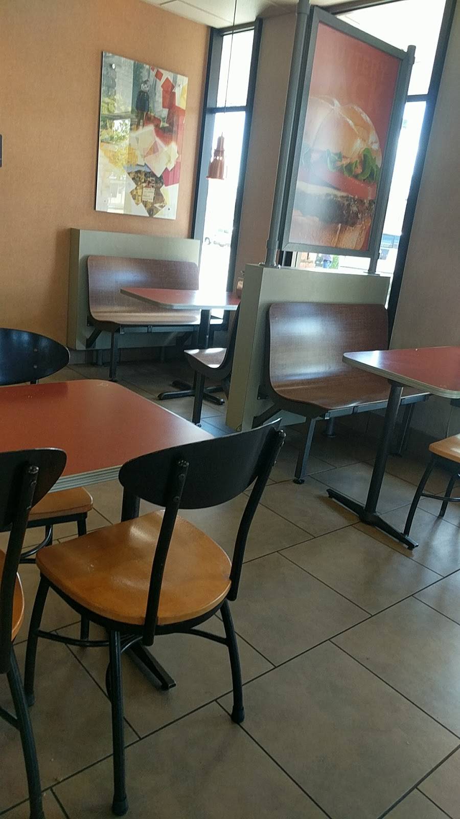 Jack in the Box | restaurant | 2304 Spring St, Paso Robles, CA 93446, USA | 8052389002 OR +1 805-238-9002