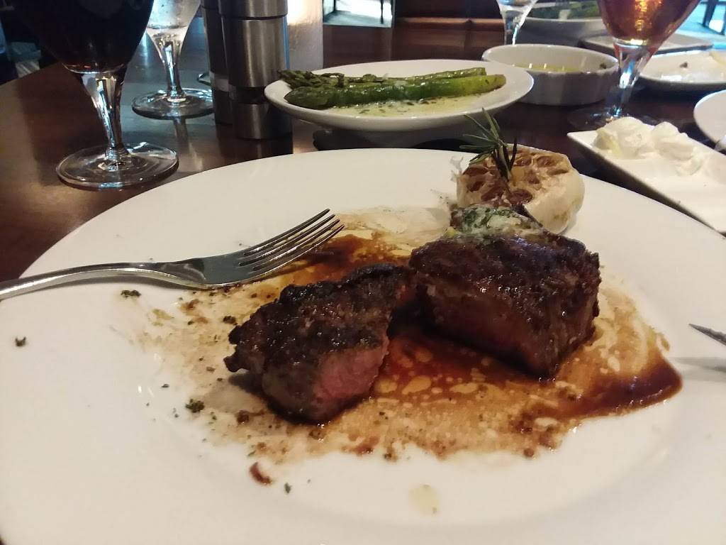 FIRE Steakhouse at Wind Creek Wetumpka | restaurant | 100 River Oaks Dr, Wetumpka, AL 36092, USA | 8669463360 OR +1 866-946-3360