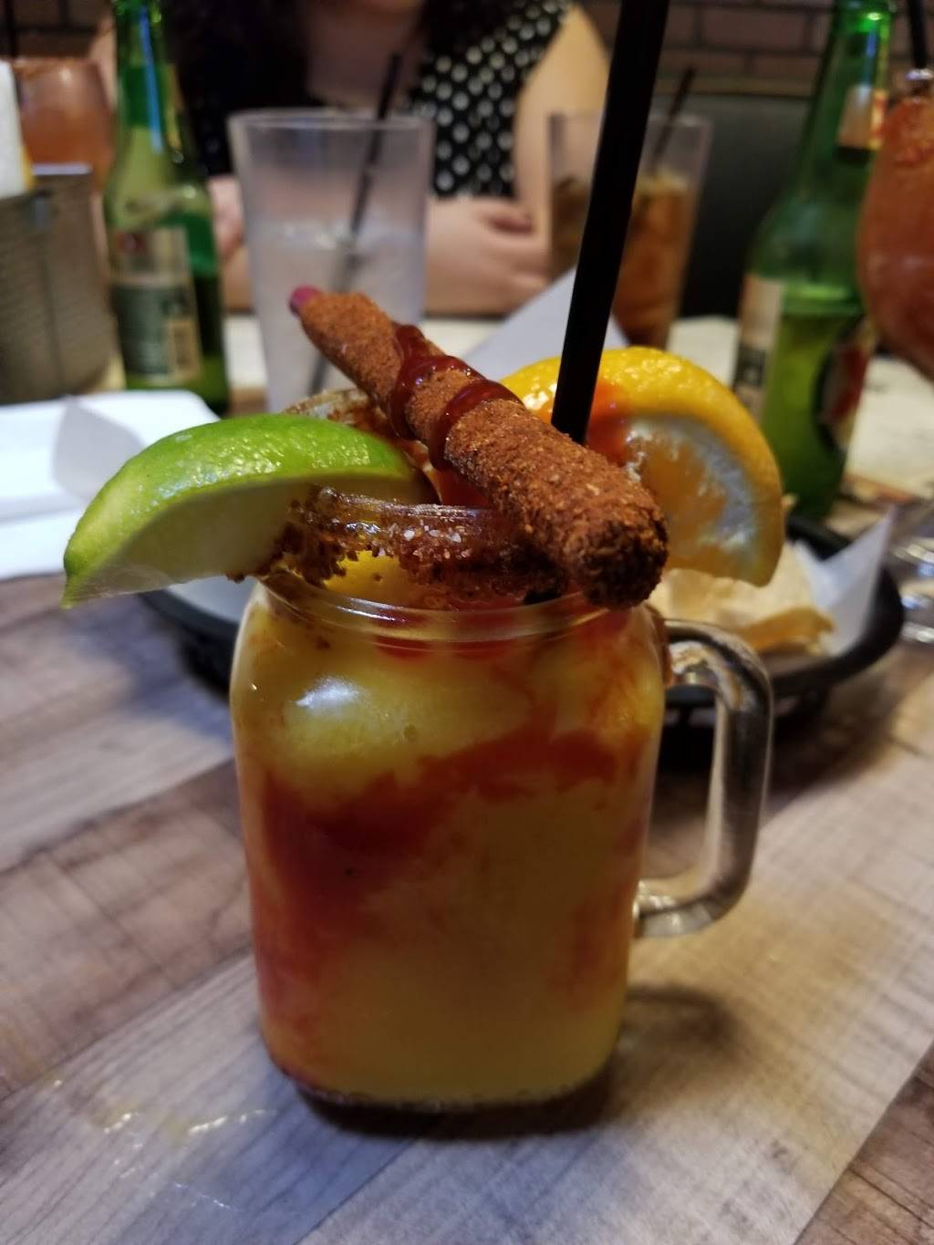 THE NEIGHBORHOOD | restaurant | 3940 E 29th St, Tucson, AZ 85711, USA | 5202074004 OR +1 520-207-4004