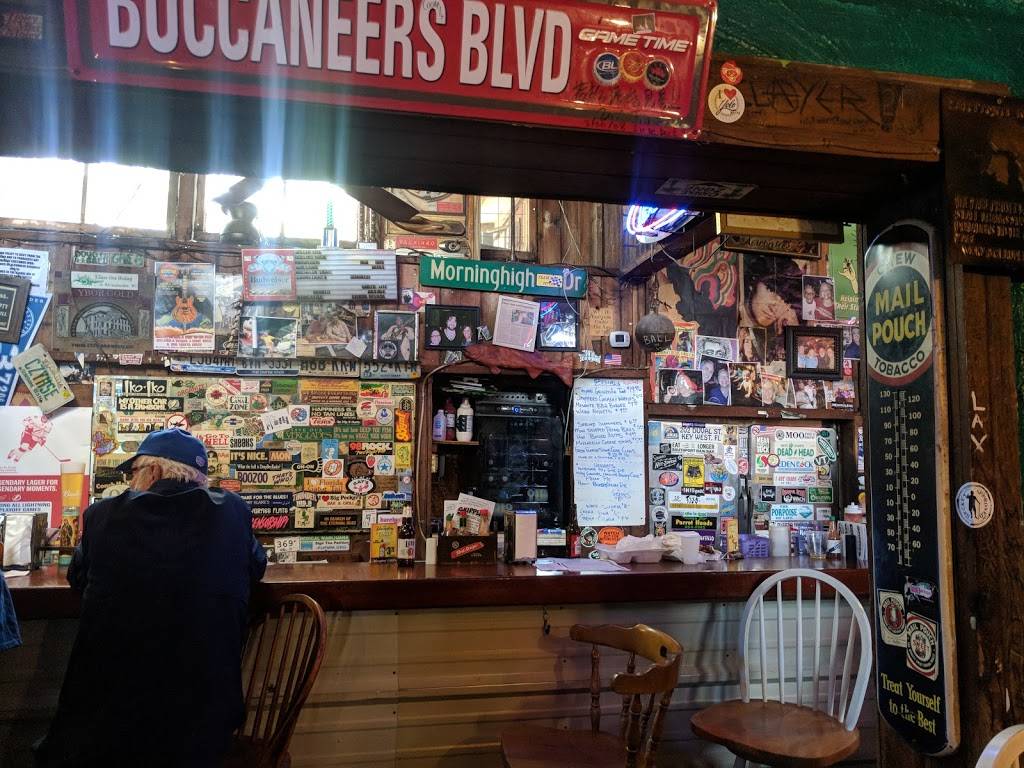 Skippers Smokehouse | restaurant | 910 Skipper Rd, Tampa, FL 33613, USA | 8139710666 OR +1 813-971-0666