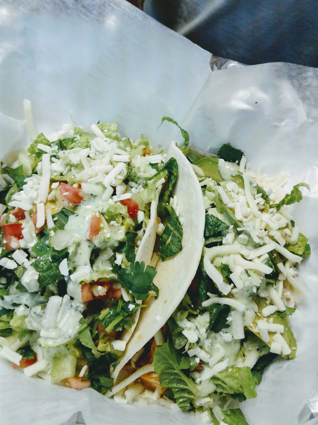 11 Chicks Yummy Creations | restaurant | 3001 49th St N, St. Petersburg, FL 33713, USA | 7276781427 OR +1 727-678-1427