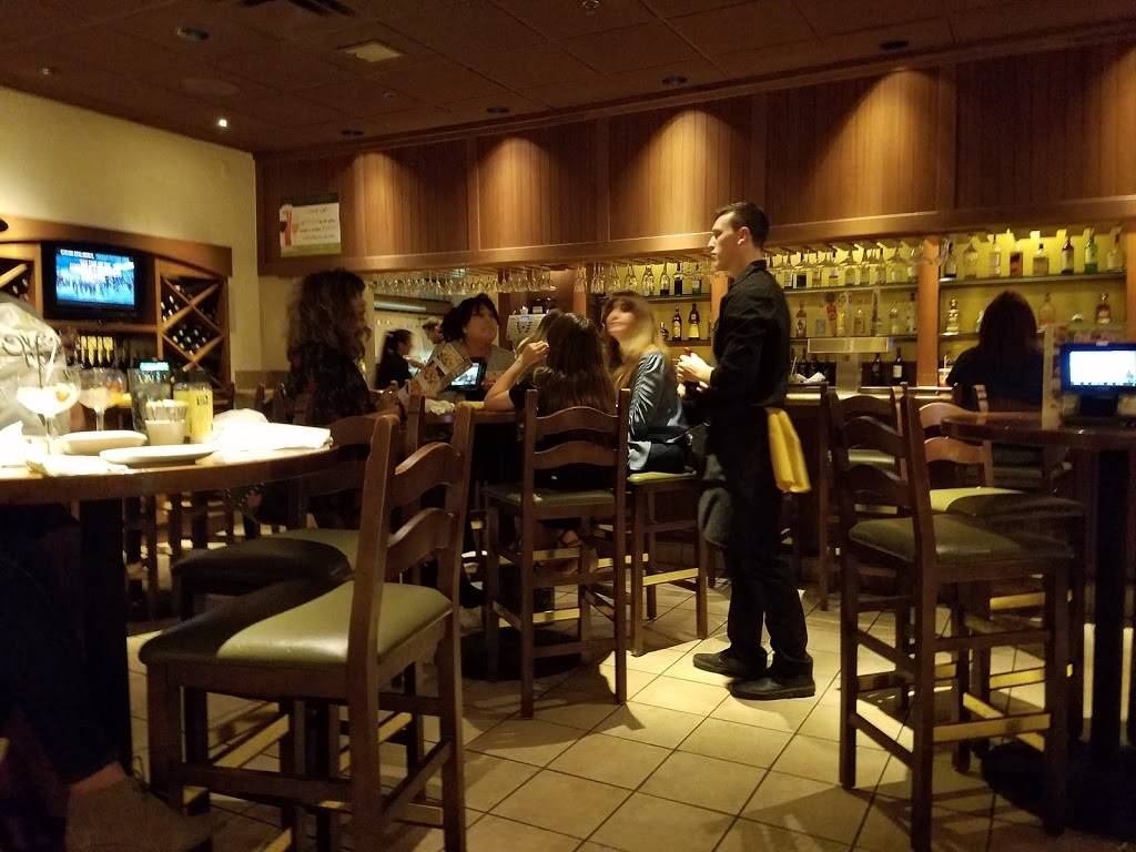 Olive Garden Italian Restaurant | meal takeaway | 1010 W Elliot Rd, Tempe, AZ 85284, USA | 4807770032 OR +1 480-777-0032