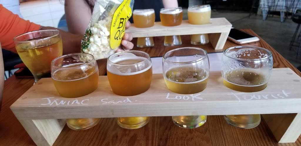 Kings County Brewers Collective | restaurant | 381 Troutman St, Brooklyn, NY 11237, USA | 9292346557 OR +1 929-234-6557