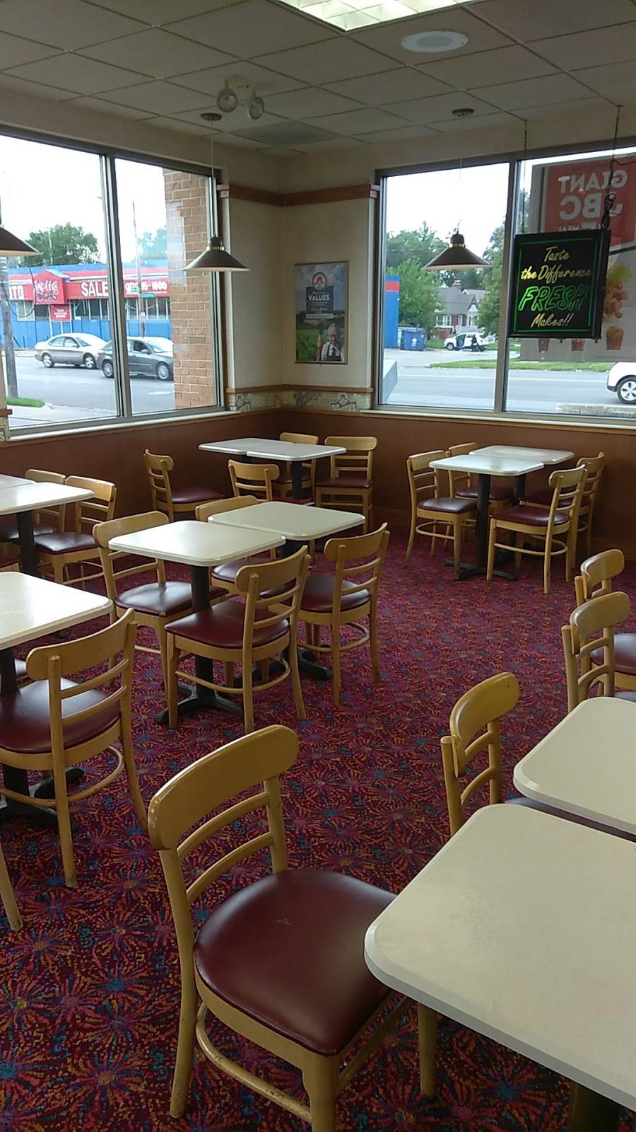 Wendys | restaurant | 14401 W 7 Mile, Detroit, MI 48235, USA | 3138643577 OR +1 313-864-3577