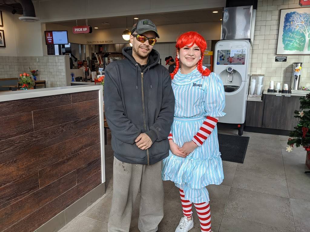 Wendys | restaurant | 15581 E 104th Ave, Commerce City, CO 80022, USA | 7209283989 OR +1 720-928-3989