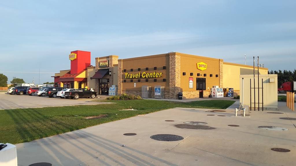 Pilot Travel Center | restaurant | 815 US-24 W, Gilman, IL 60938, USA | 8152654754 OR +1 815-265-4754