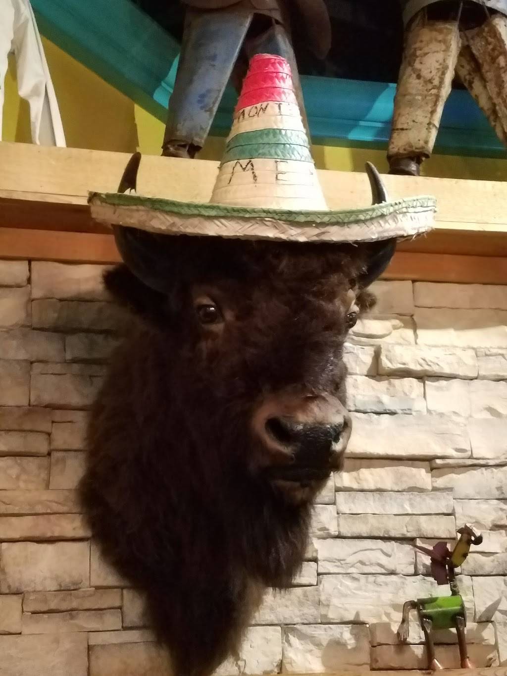 La Luna Cantina & Grill | restaurant | 2812 Highway 62 Service Rd, Newcastle, OK 73065, USA | 4053879475 OR +1 405-387-9475