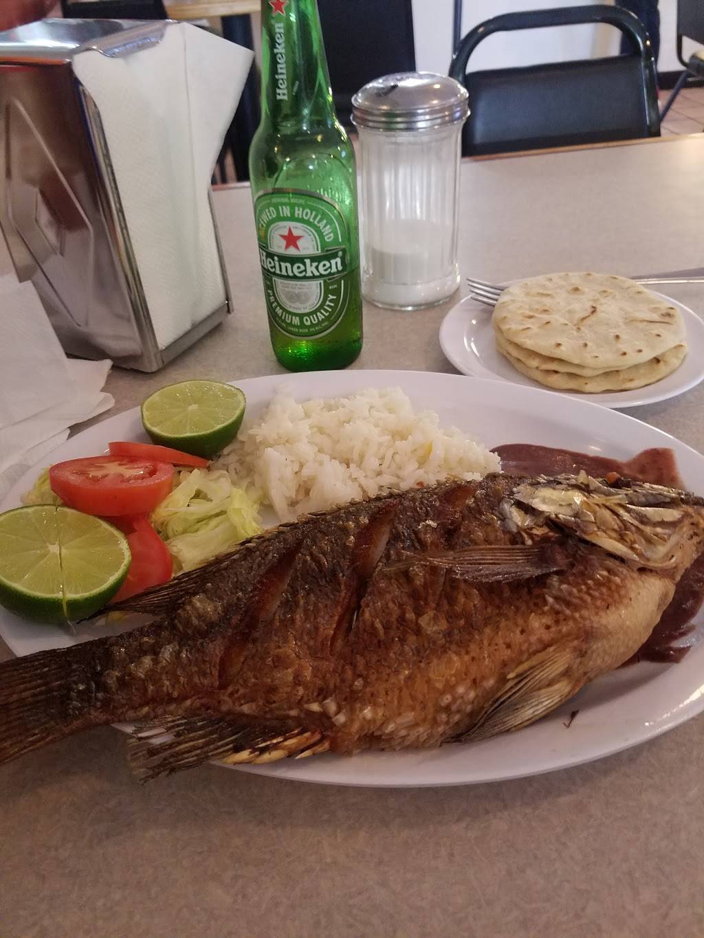 Anitas Restaurant | restaurant | 2317 W 1st St A, Santa Ana, CA 92703, USA | 7142450538 OR +1 714-245-0538