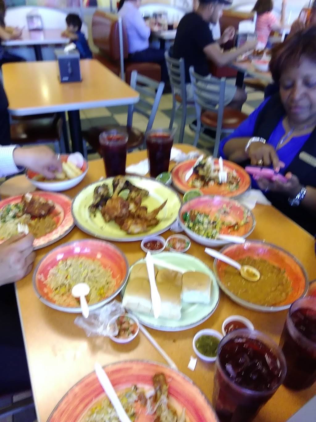 Pollo Campero | restaurant | 7913 Sudley Rd, Manassas, VA 20109, USA | 7033681824 OR +1 703-368-1824