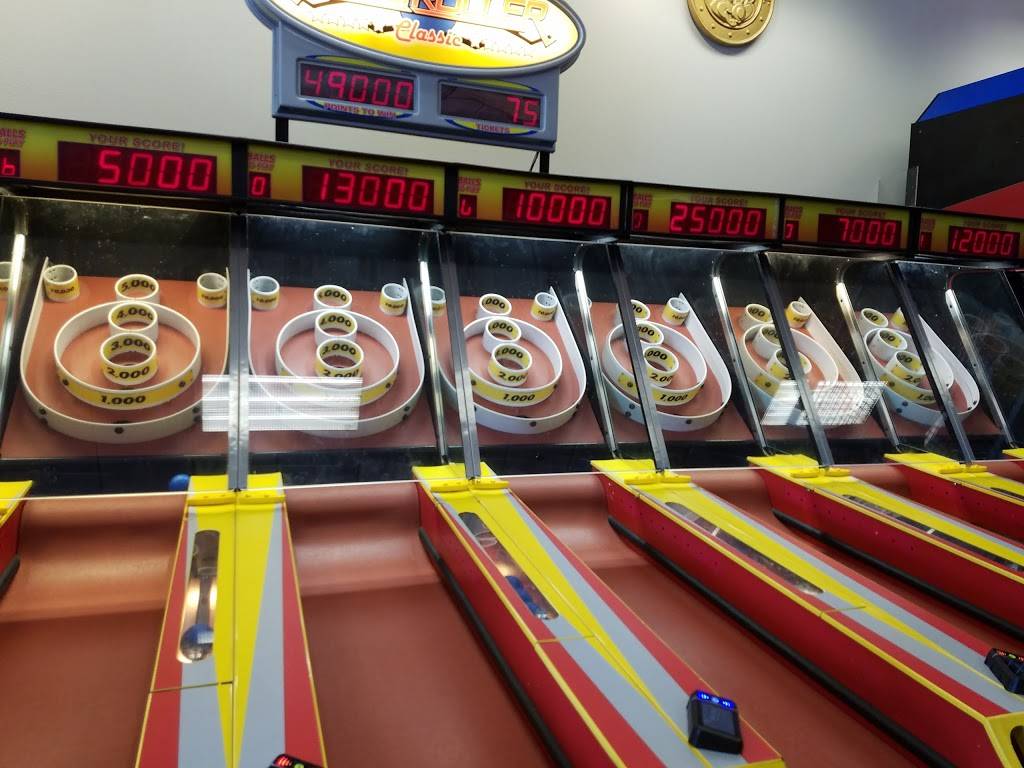 Chuck E. Cheese | restaurant | 244 N Congress Ave, Boynton Beach, FL 33425, USA | 5613691032 OR +1 561-369-1032