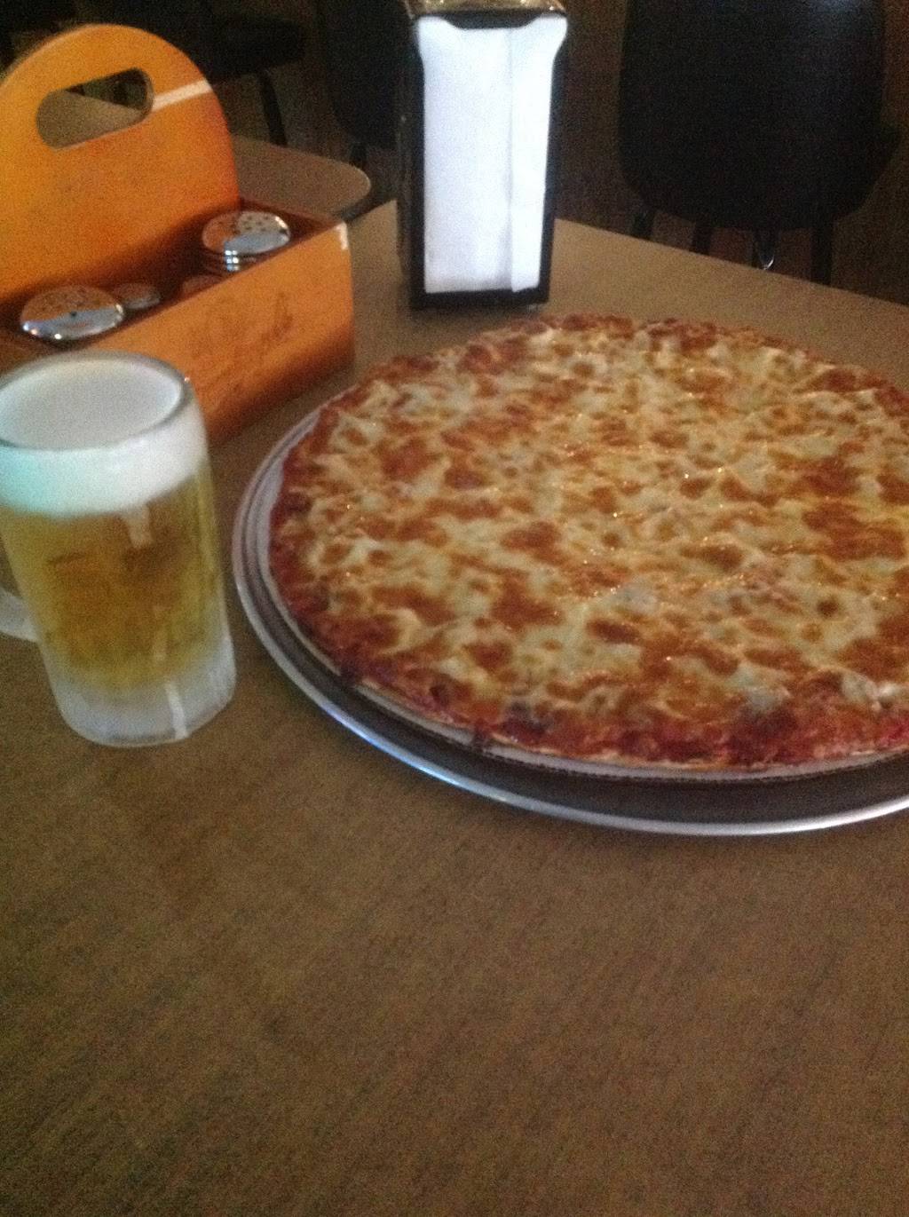 Franks Pizza House | restaurant | 14331 Western Ave, Blue Island, IL 60406, USA | 7083891143 OR +1 708-389-1143