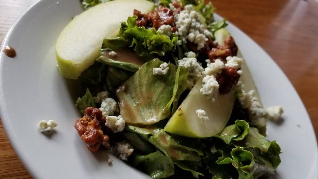 Blue Pan Pizza West Highlands | restaurant | 3930 W 32nd Ave, Denver, CO 80212, USA | 7204567666 OR +1 720-456-7666