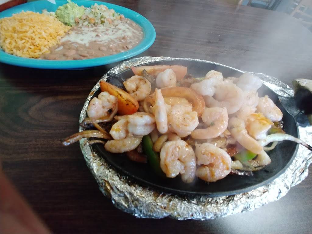 Tacos Y Mariscos Casa Tabares | restaurant | 330 Kern St, Taft, CA 93268, USA | 6617454898 OR +1 661-745-4898