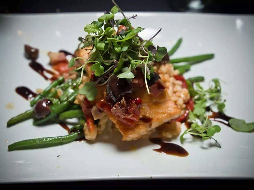 Vitors Bistro & Sushi Bar | restaurant | 1932 Jamison Rd, West Harrison, IN 47060, USA | 8126373663 OR +1 812-637-3663