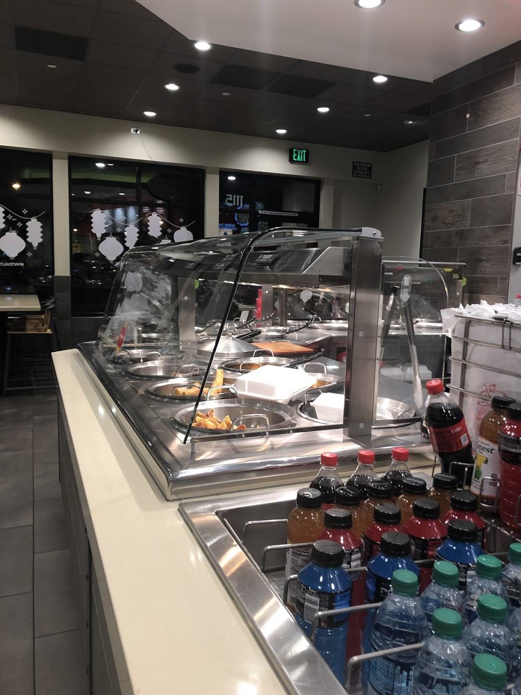 Panda Express | restaurant | 1115 S Mission Rd, Fallbrook, CA 92028, USA | 7604518723 OR +1 760-451-8723