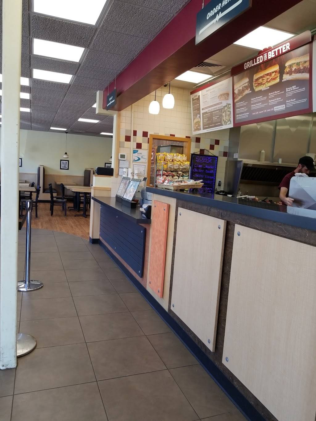 DAngelo Grilled Sandwiches | restaurant | 695 Southbridge St, Auburn, MA 01501, USA | 5088325698 OR +1 508-832-5698