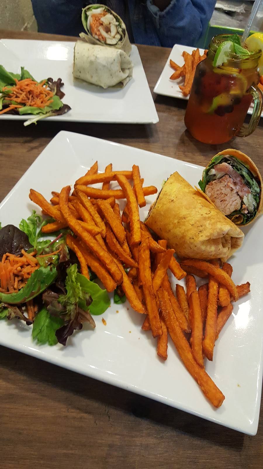 HLS Juice Bar & Grill | restaurant | 2904, 1859 Springfield Ave, Maplewood, NJ 07040, USA | 9737631127 OR +1 973-763-1127