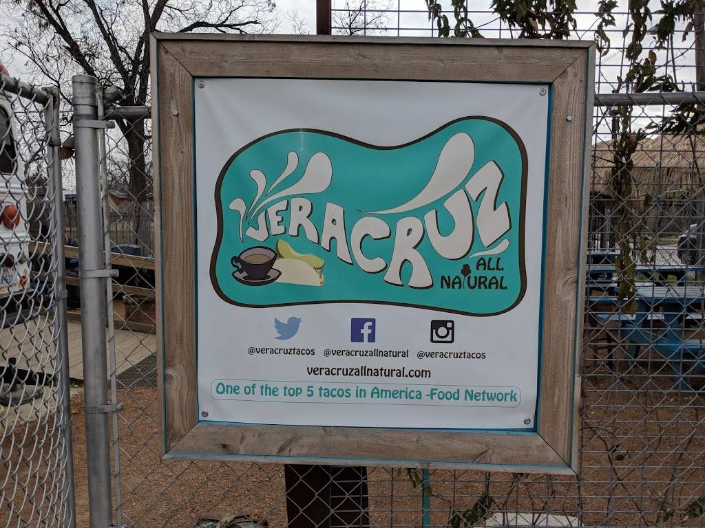 Veracruz All Natural Food Truck | restaurant | 2505 Webberville Rd, Austin, TX 78702, USA | 5129811760 OR +1 512-981-1760