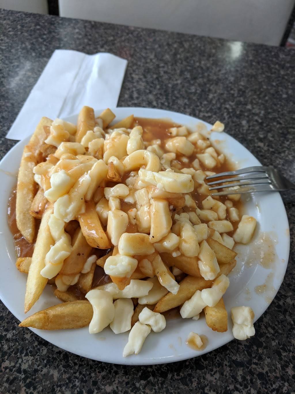 Bonne Bouffe Souvlaki | restaurant | 2301 Rue Ontario E, Montréal, QC H2K 1W2, Canada | 5145235975 OR +1 514-523-5975