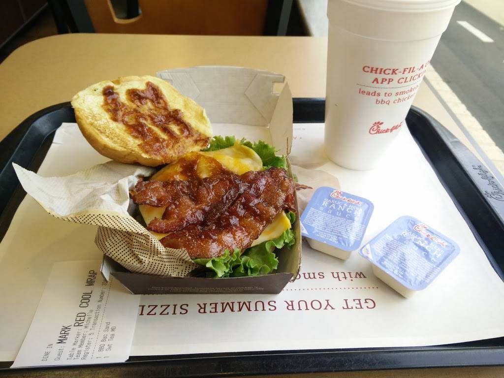 Chick-fil-A | restaurant | 326 W Magnolia Ave, Auburn, AL 36832, USA | 3348267630 OR +1 334-826-7630