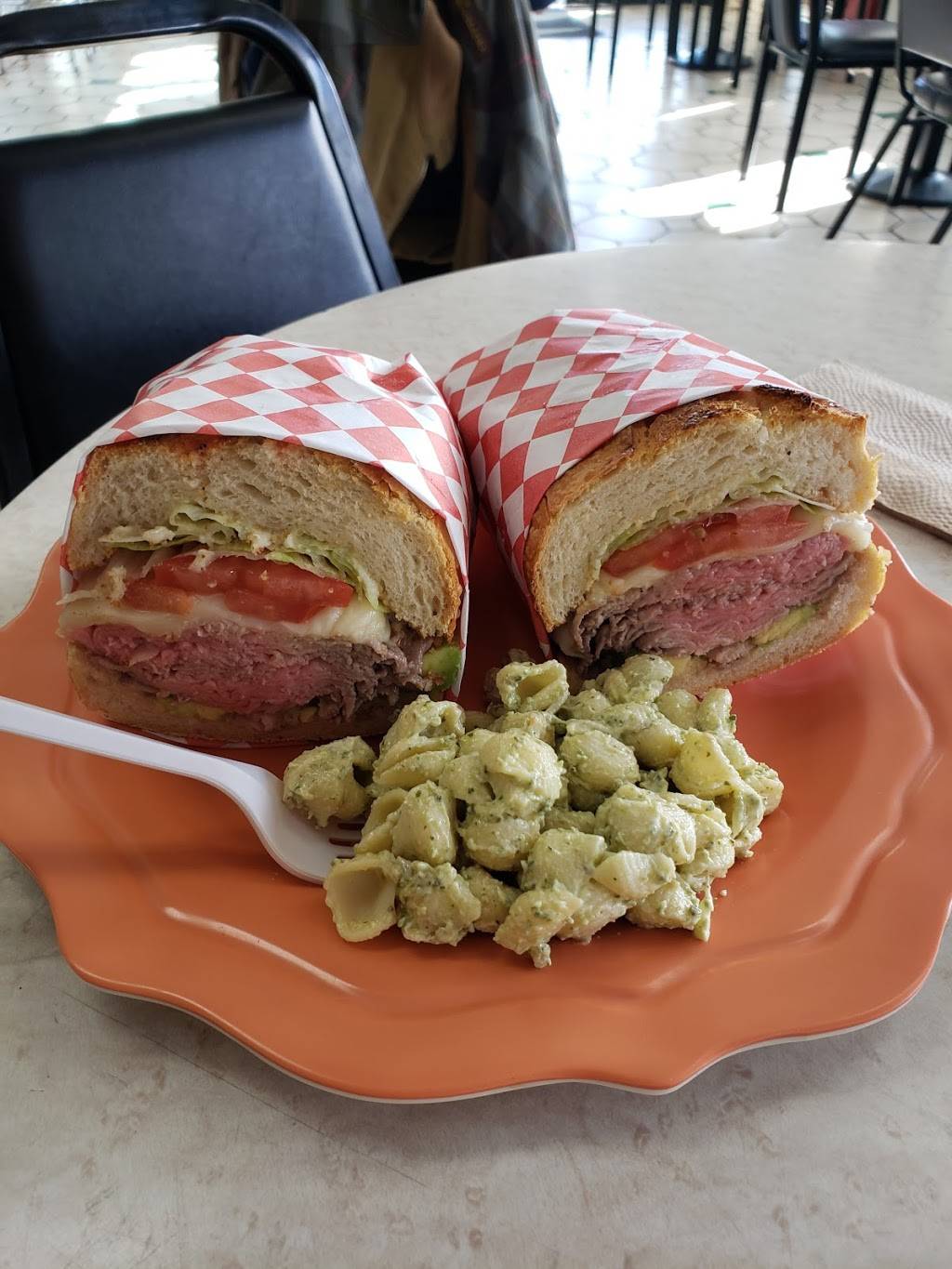 Leonardos Deli Cafe | restaurant | 540 Broadway, Millbrae, CA 94030, USA | 6506979779 OR +1 650-697-9779