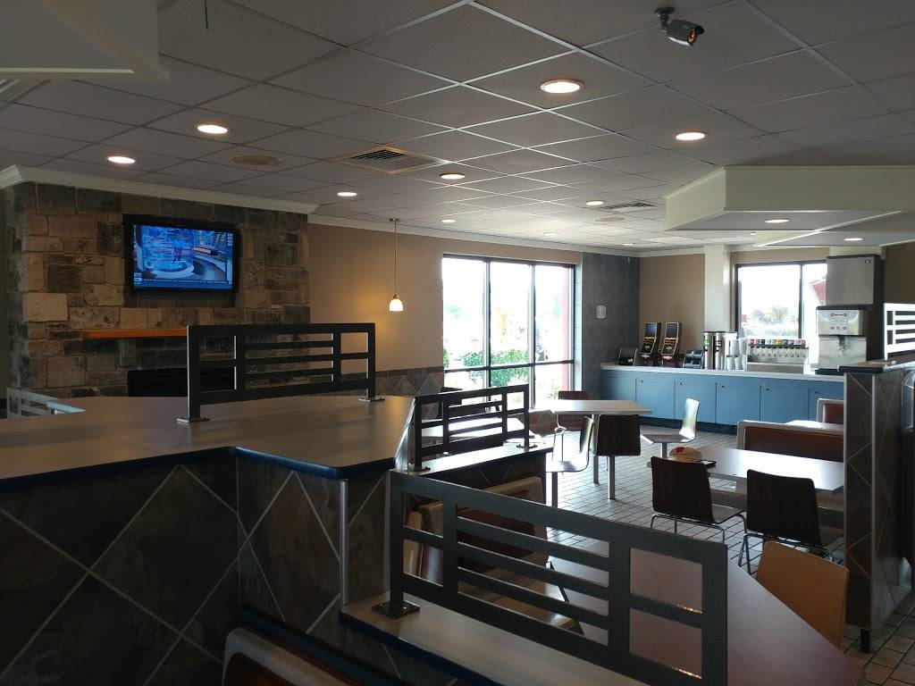 McDonalds | cafe | 981 W North St, DeForest, WI 53532, USA | 6088462373 OR +1 608-846-2373