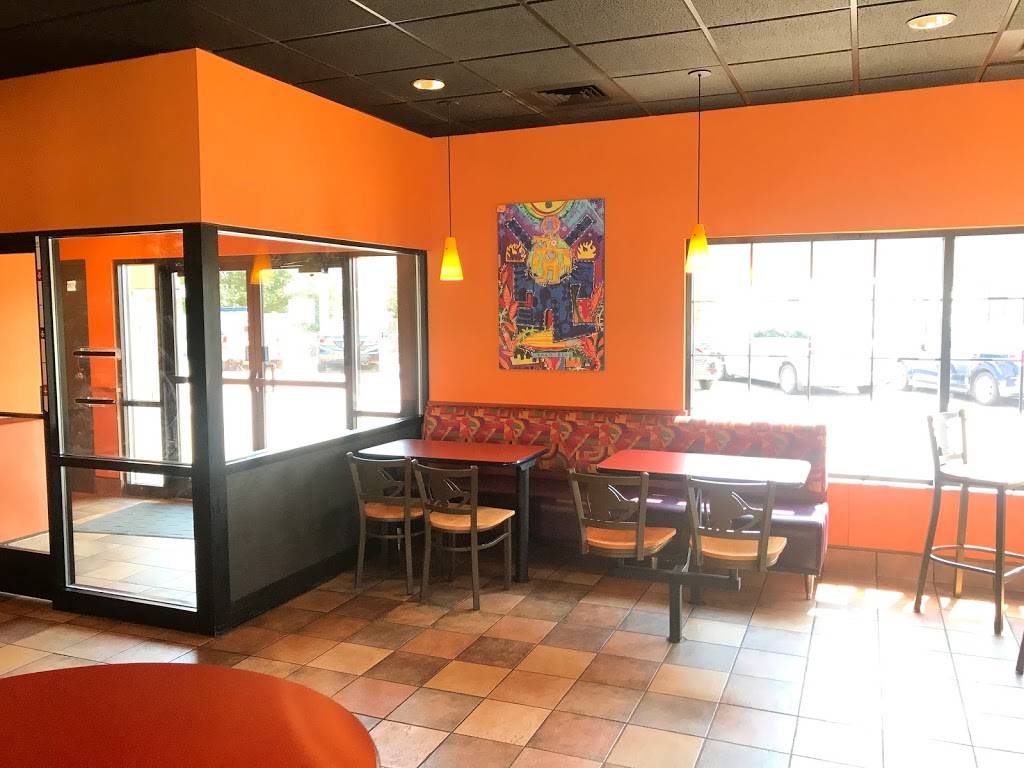 Taco Bell | meal takeaway | 641 W Main Rd, Middletown, RI 02842, USA | 4018487770 OR +1 401-848-7770