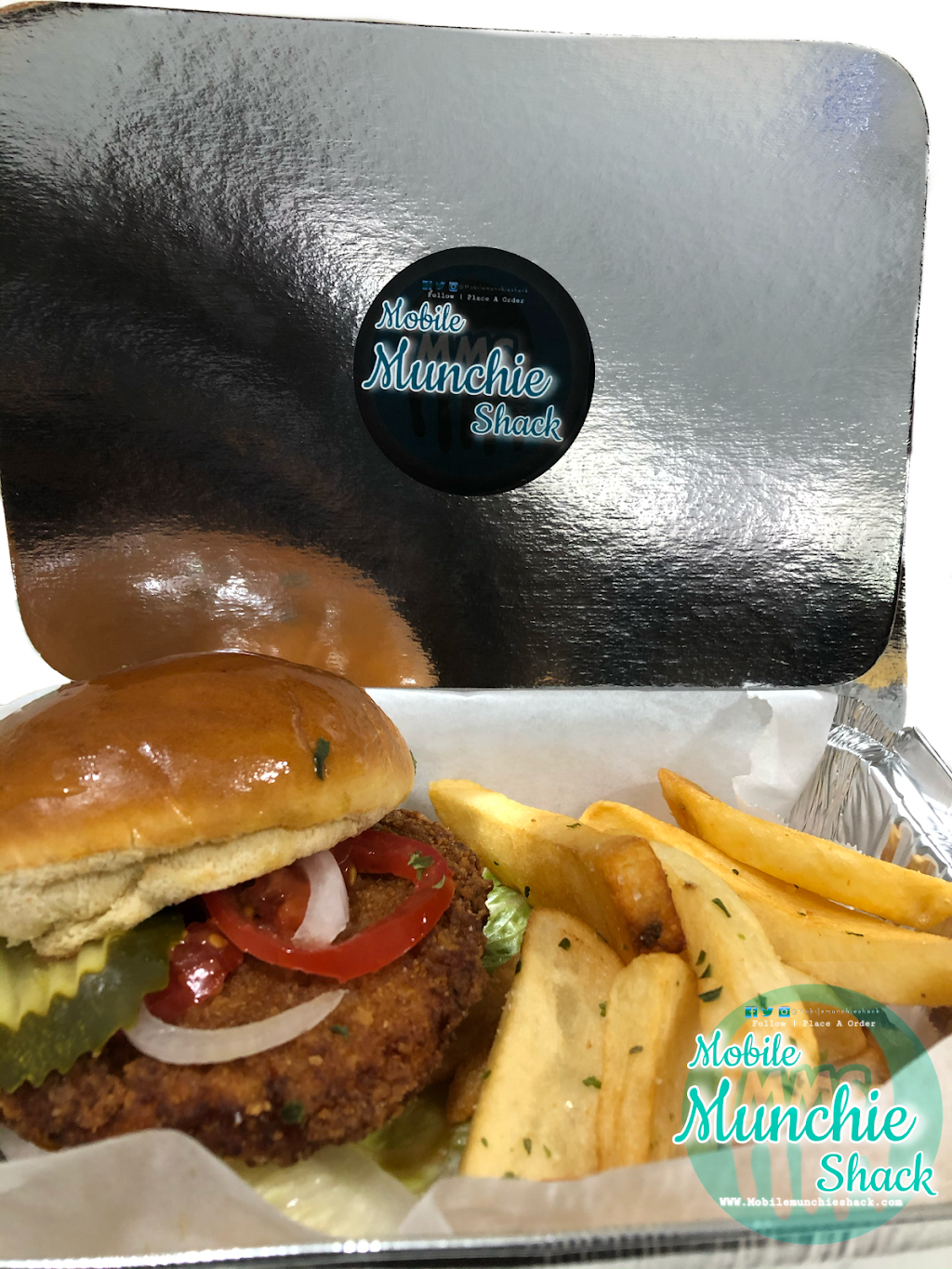 Mobile Munchie Shack | restaurant | 5083 Colerain Ave, Cincinnati, OH 45223, USA | 5133494431 OR +1 513-349-4431