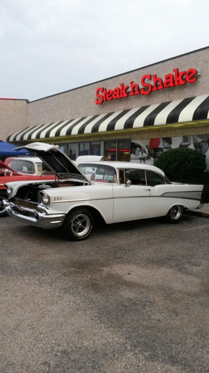 Steak n Shake | restaurant | 655 Schillinger Rd S, Mobile, AL 36695, USA | 2516339900 OR +1 251-633-9900