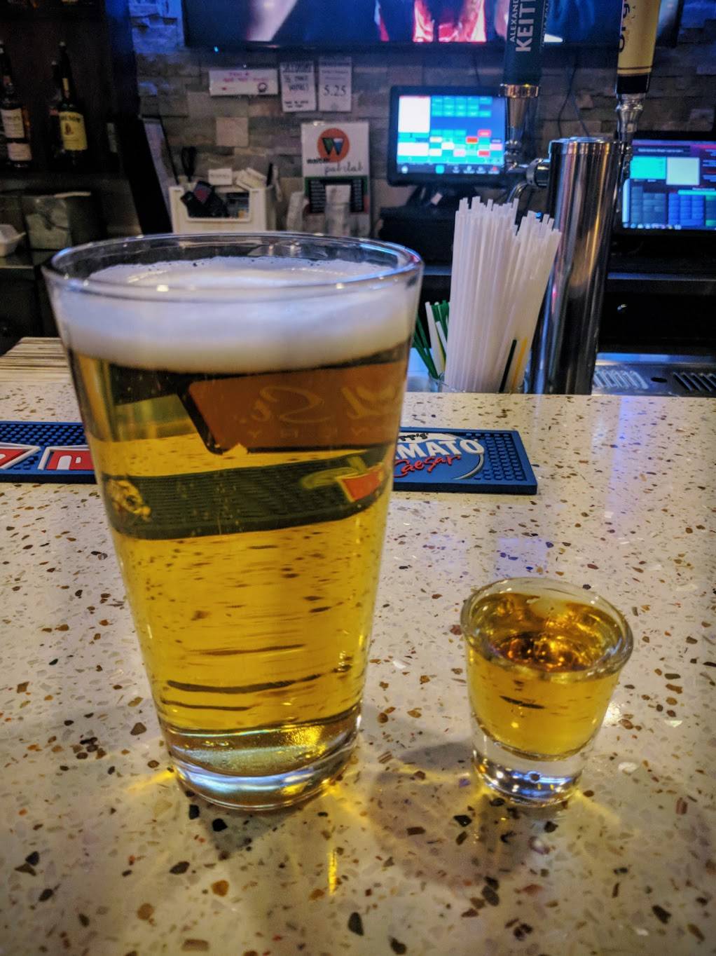 Walters Bar & Chinese Food Delivery Brampton | restaurant | 305 Charolais Blvd, Brampton, ON L6Y 2R2, Canada | 9054543720 OR +1 905-454-3720