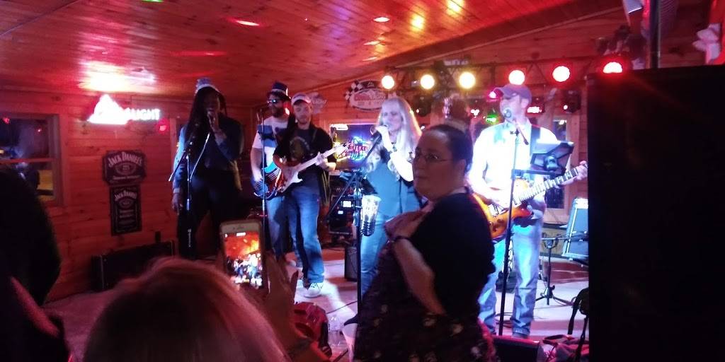 Courtyard Oyster Bar & Grill Lincoln | restaurant | 75023 AL-77, Lincoln, AL 35096, USA | 2057631225 OR +1 205-763-1225