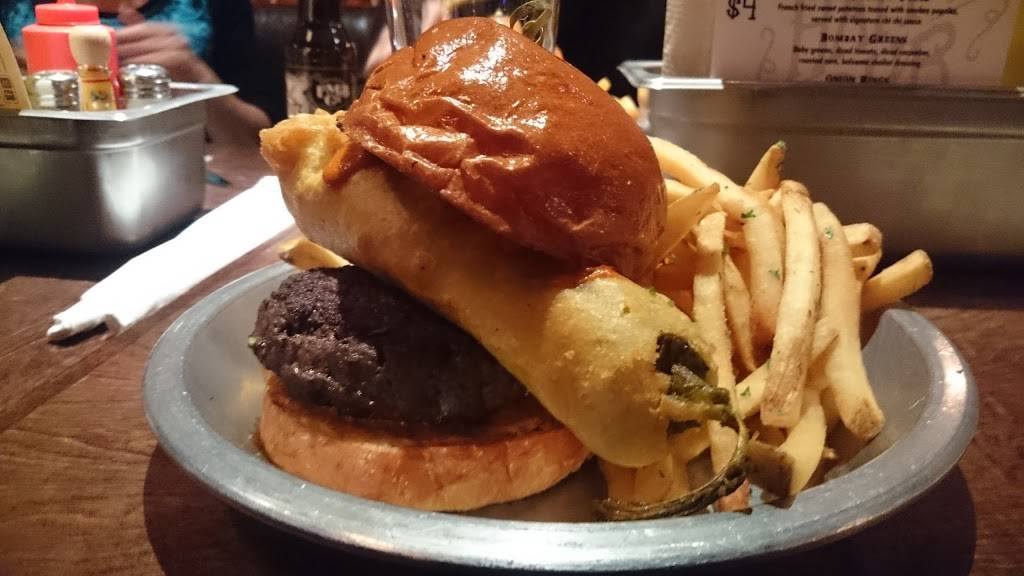 Bombay Bar & Grill | night club | 143 S California St, Ventura, CA 93001, USA | 8056434404 OR +1 805-643-4404